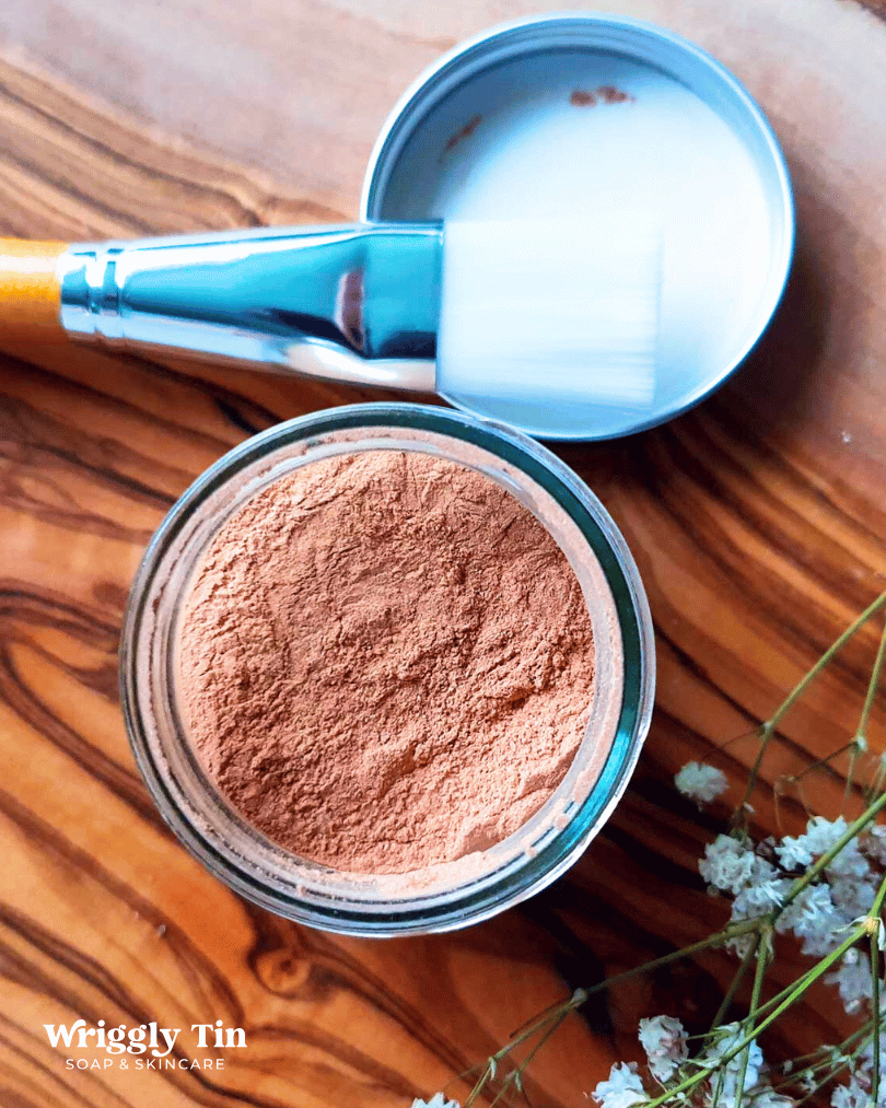 CLAY FACE MASK - with botanical extracts