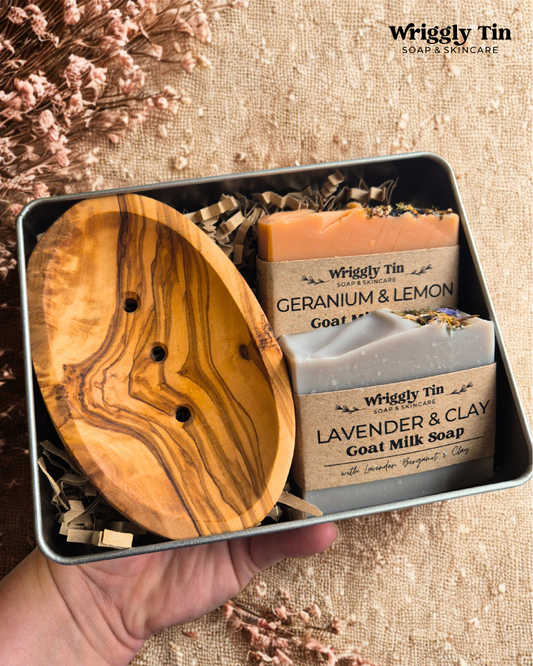 SOAPS & OLIVE WOOD GIFT SET - packed in a gift tin