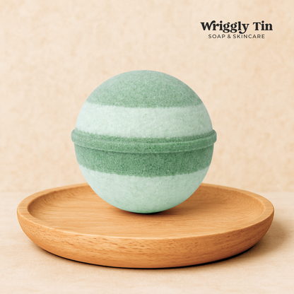 HANDMADE LARGE BATH BOMBS (130g)