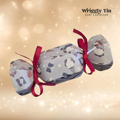 CHRISTMAS CRACKER SETS