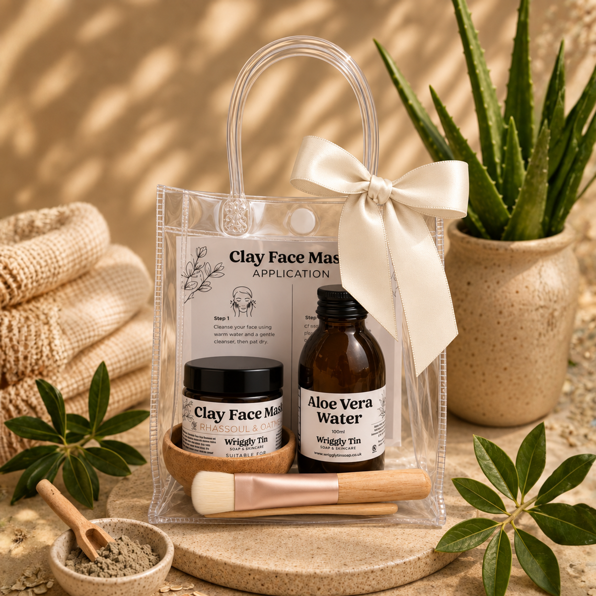 CLAY FACE MASK SET - facemask, aloe vera water + accessories