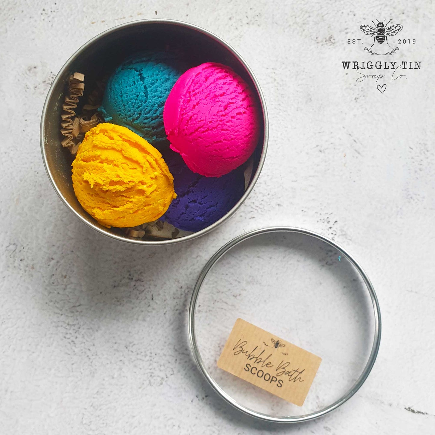 BUBBLE BATH SCOOPS - colours (set of 4 in a tin)