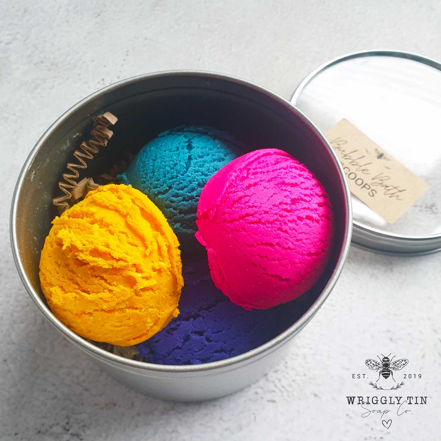 BUBBLE BATH SCOOPS - colours (set of 4 in a tin)
