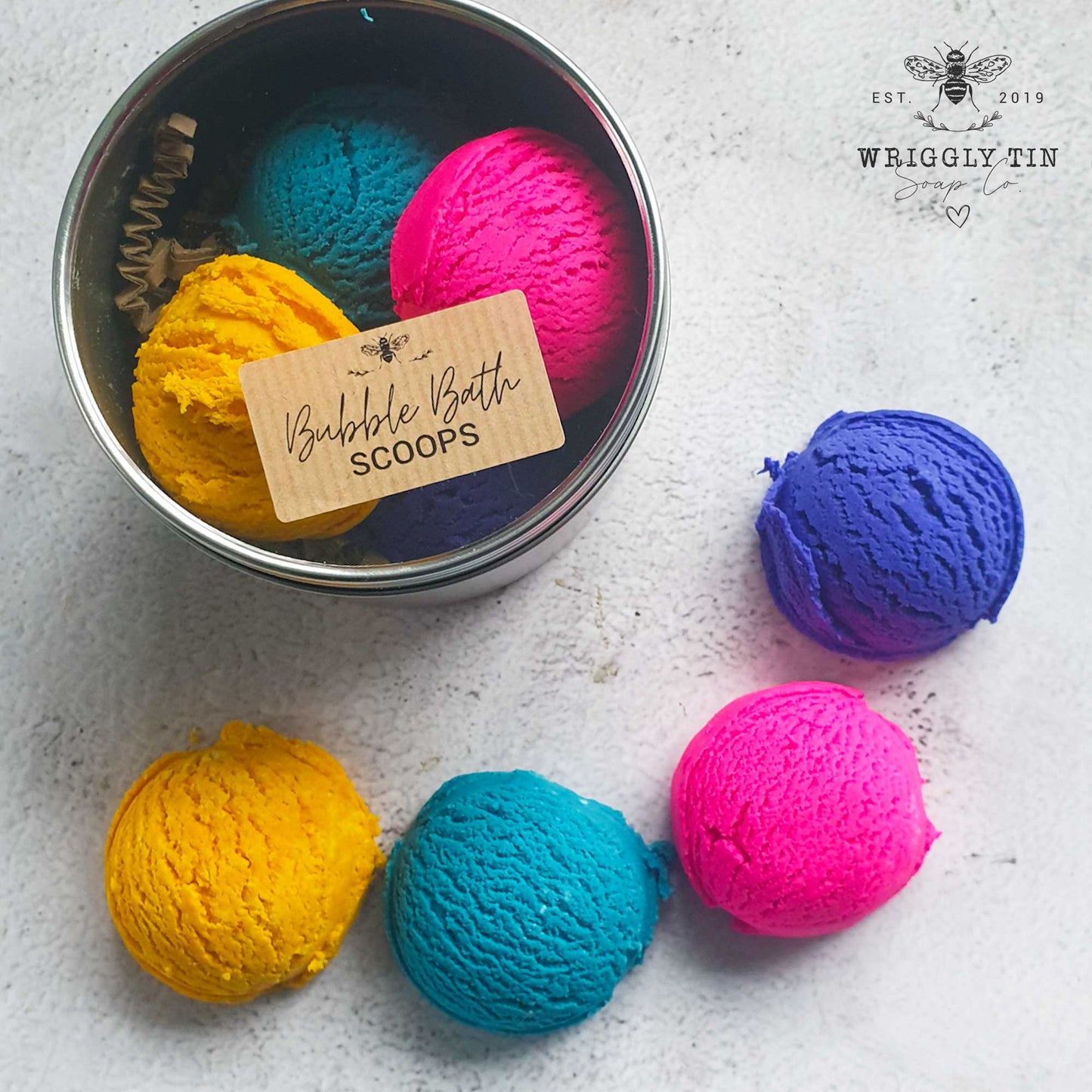 BUBBLE BATH SCOOPS - colours (set of 4 in a tin)